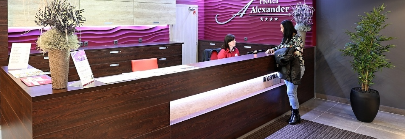 Hotel Alexander Header Photo